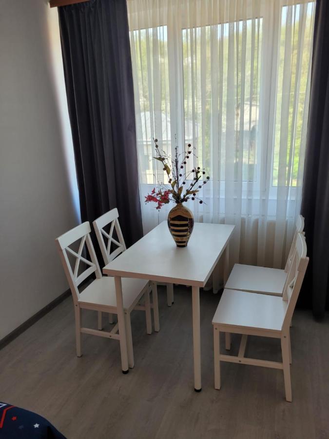Hôtel Zenlux à Iasi Extérieur photo